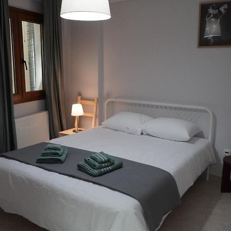 Modern Apartment In Οld Τown Selanik Dış mekan fotoğraf